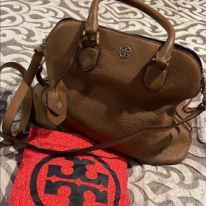 Tory burch pocketbook